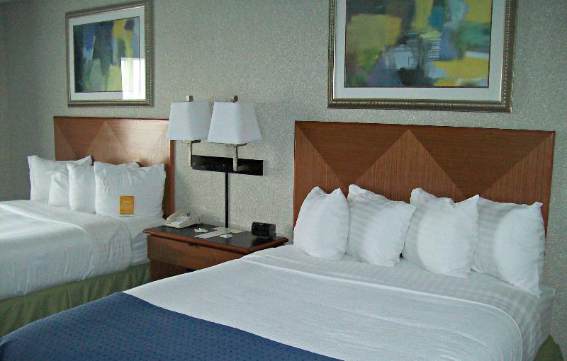 Hotel By Ihg